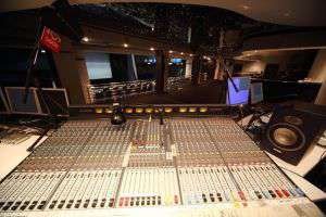 xlM55FY7AO1GdeUkD7hrBqUYDXwBsRjL концертные залы Съёмки Москва