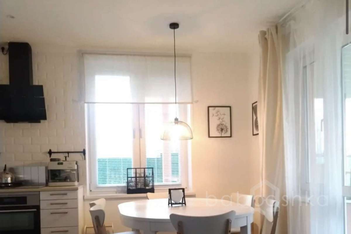 A6F04B66-0AF7-48F4-9065-DBCCB7A8CD65. дома 