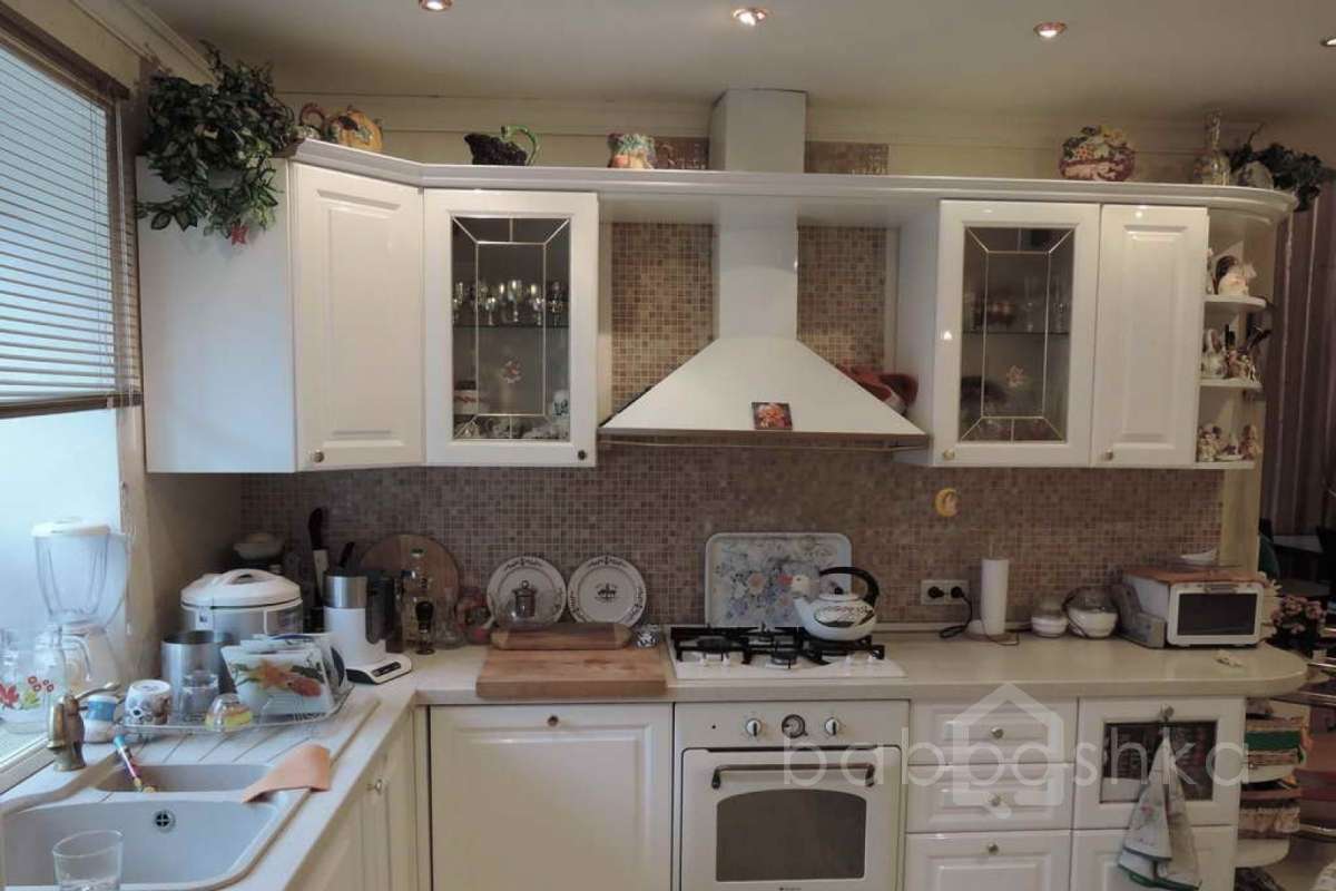 %D0%95%D0%BB%D0%B8%20(%D0%94%D0%BC%D0%B8%D1%82%D1%80%D0%B8%D0%B9)_18 дома 