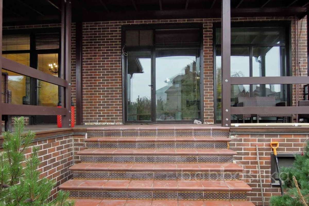 %D0%9A%D0%B8%D0%B5%D0%B2%D1%81%D0%BA%D0%BE%D0%B5%20%D1%88%20(%D0%9B%D0%BE%D0%B1%D0%B0)_05 дома 