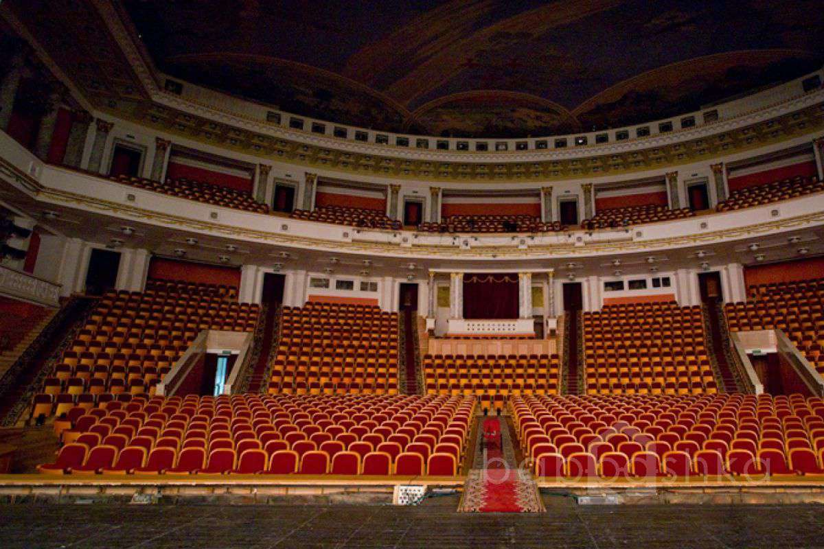 rosarm%20(3) театры 