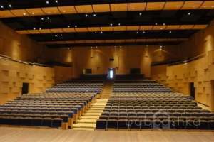 концертные залы