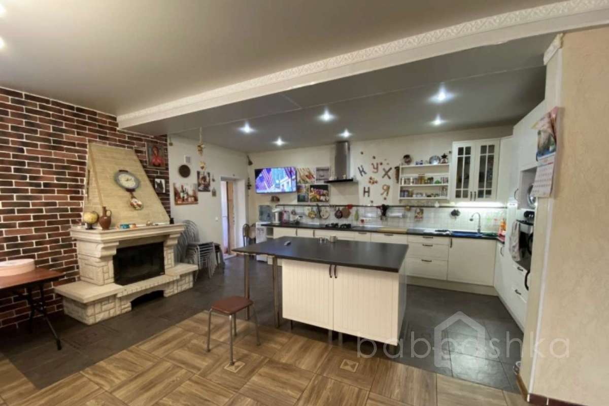 156D2684-C54C-4FC9-AC72-14EFB7E9124F. дома 