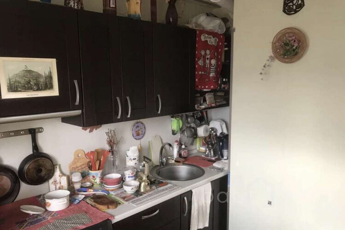 CE6003F1-7195-49C9-A380-E21C8D9D3B33. квартиры 