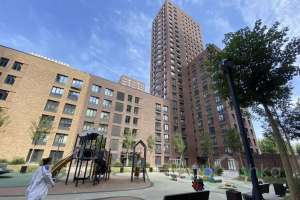 0FFC89DB-E0DD-4322-93FB-EE56ECA046C8. территория Съёмки Москва