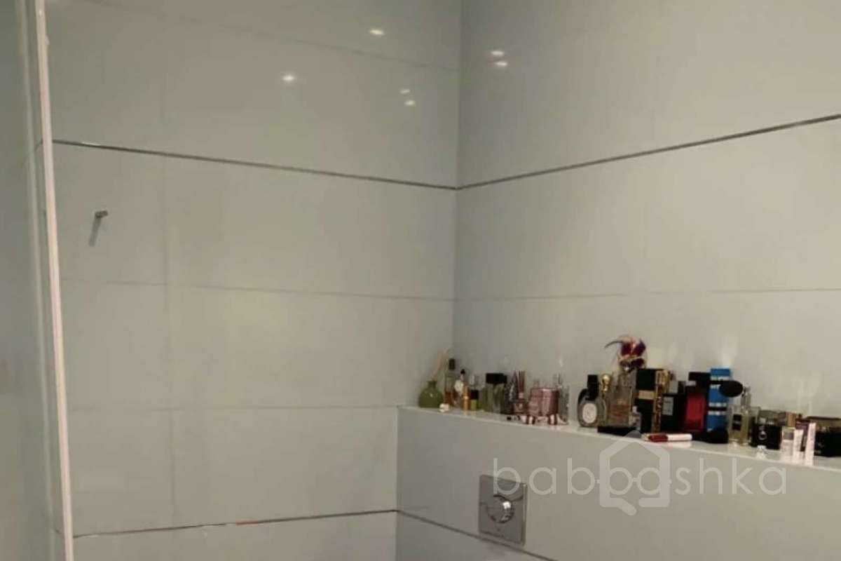 B67822AB-9FC1-4BE6-8F66-24C004B6E31D. квартиры 