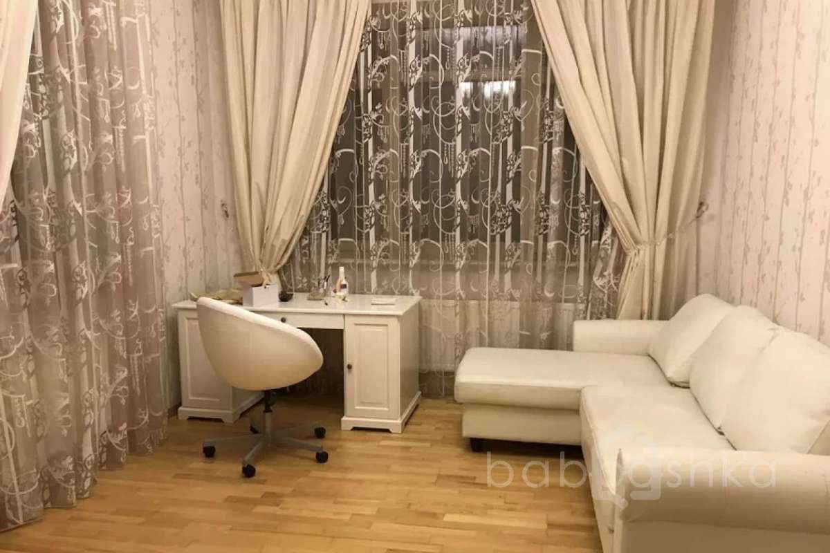 4AB9DCB7-7E0A-450F-B921-C6886CA267E5. дома 