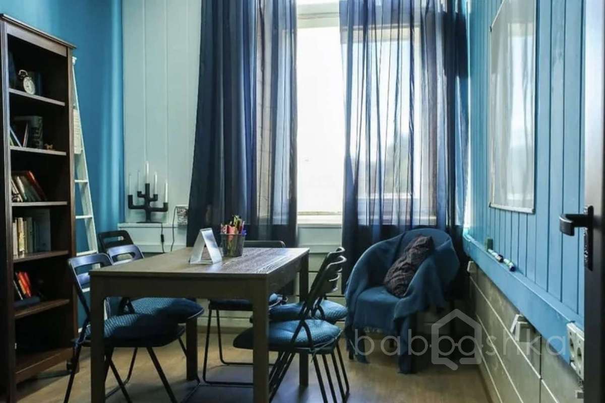 8D9BC9D0-329E-4130-803B-BF66C56081DB. квартиры 