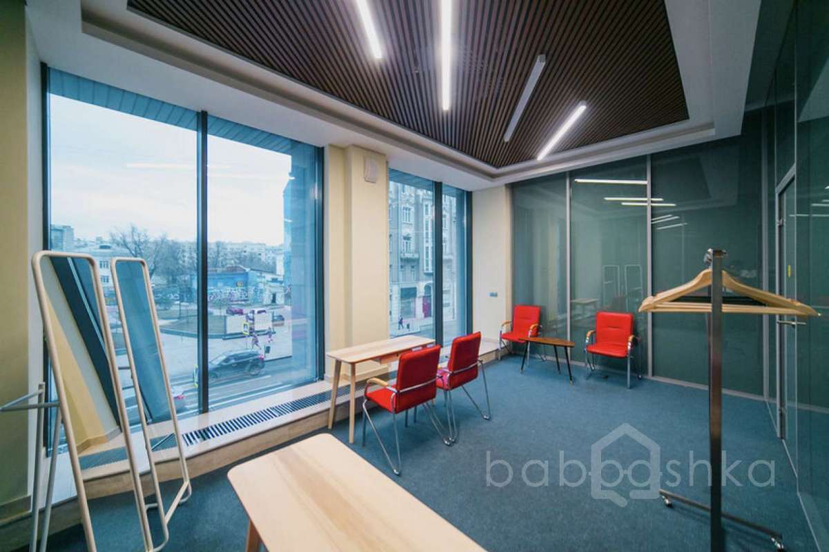 F18E71F5-BF14-494D-A2F9-B920B0C4DF15. арт-кластер 