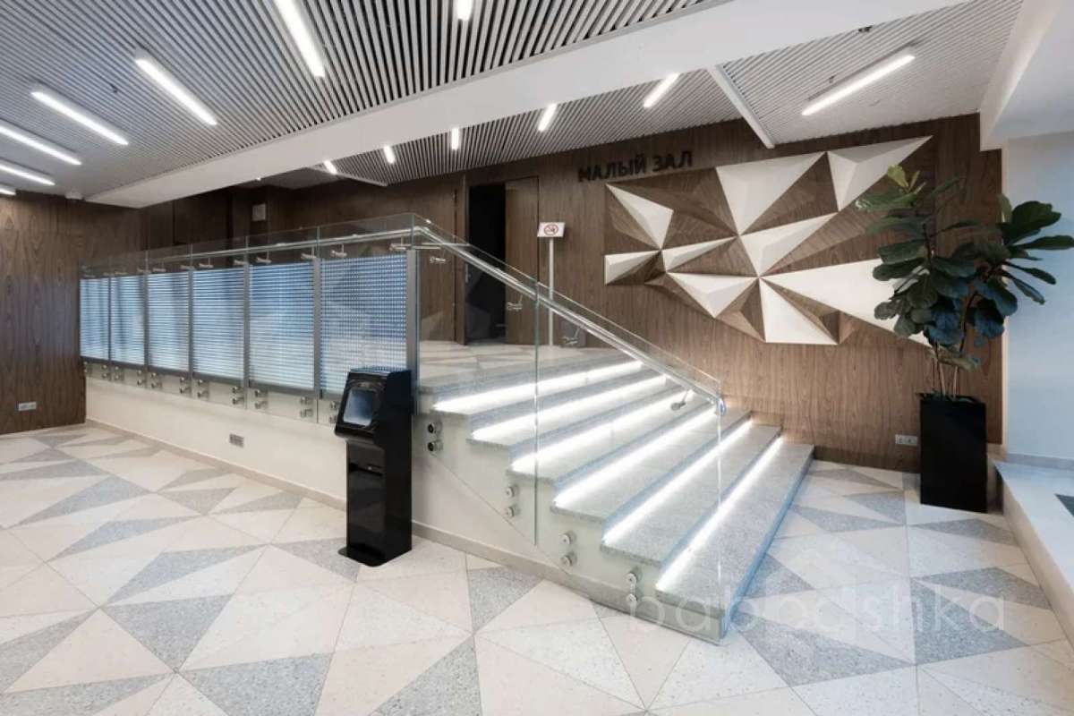 77C54BB4-B69E-499E-B849-E4BDB4278459. арт-кластер 