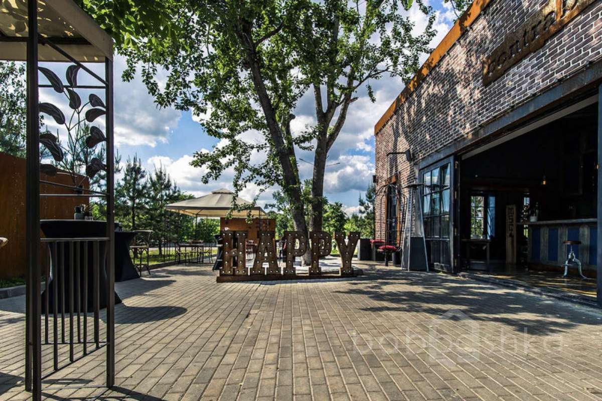 18E01EBF-6776-4CED-A227-FD442A8A7312. площадки для мероприятий 