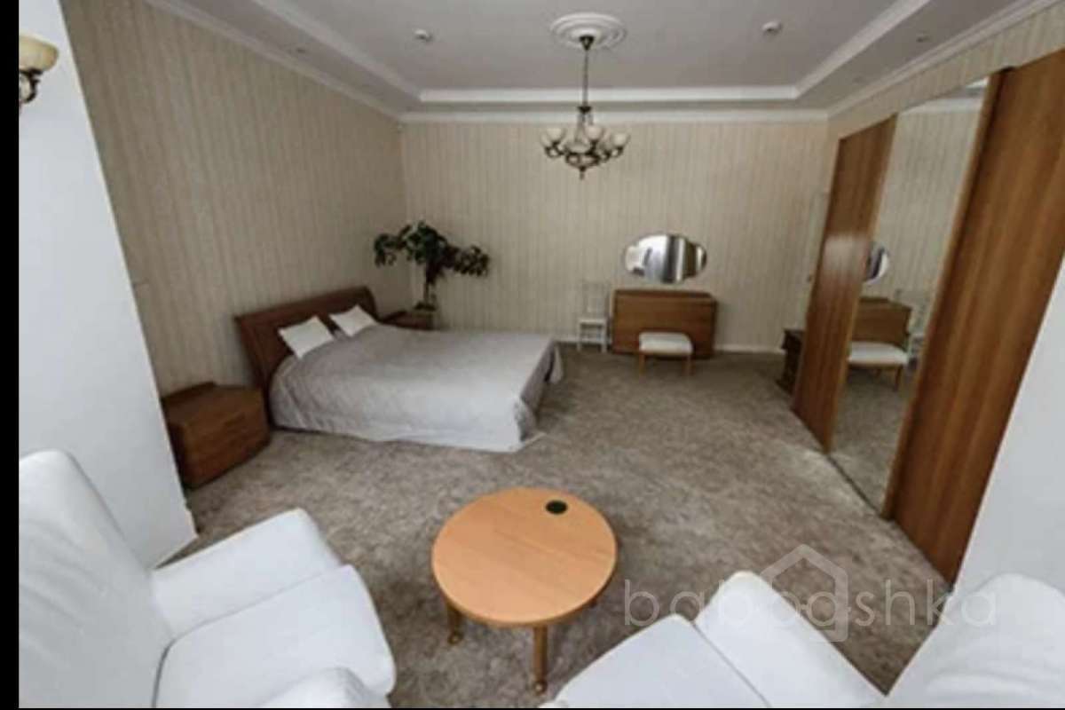 8DC9F054-AFFC-4B67-855D-6A257D7CA1ED. дома 