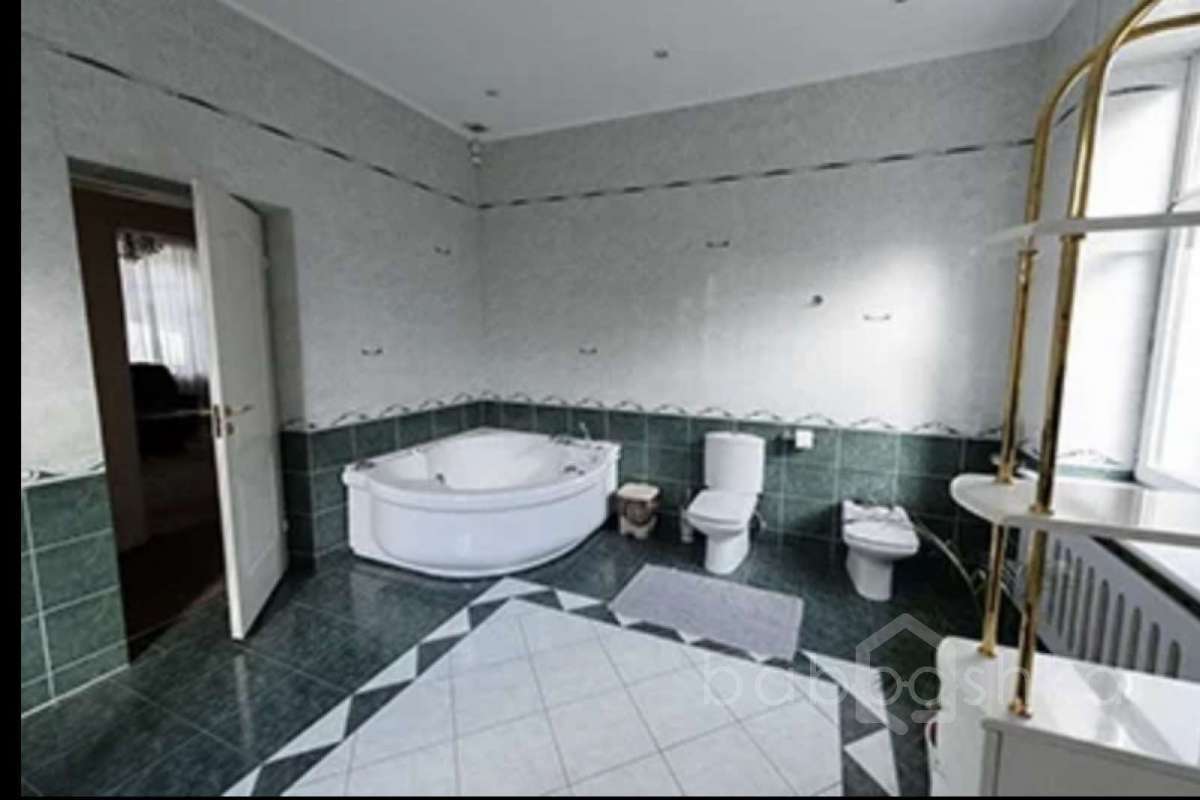 A5AFFF6F-FDDF-43C4-8F47-8AE024C0B568. дома 