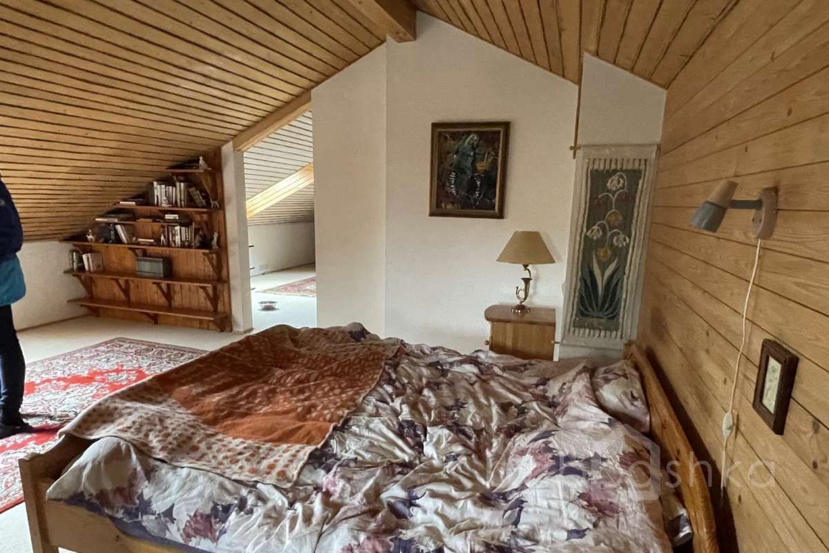 566263E3-6BEB-43B1-AE95-6F7B631D21C9. дома 