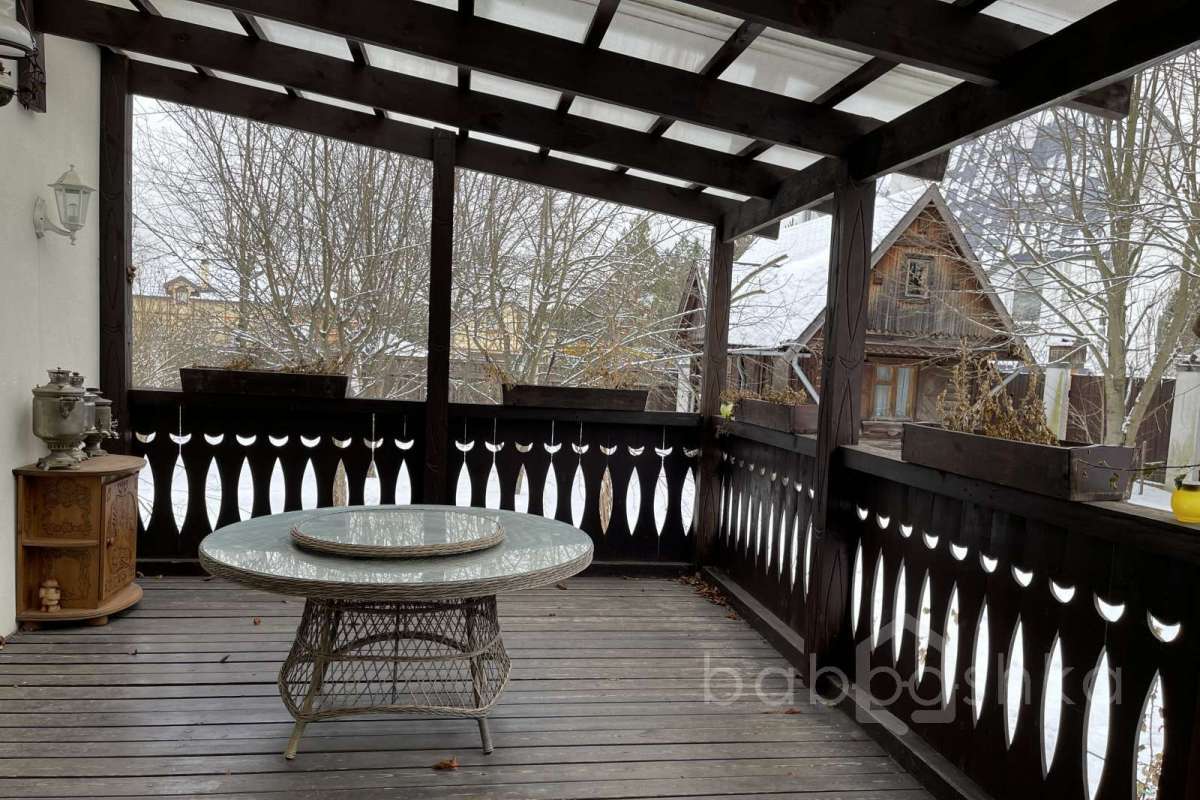 62278269-CB94-472D-87EB-8405A328BF77. дома 