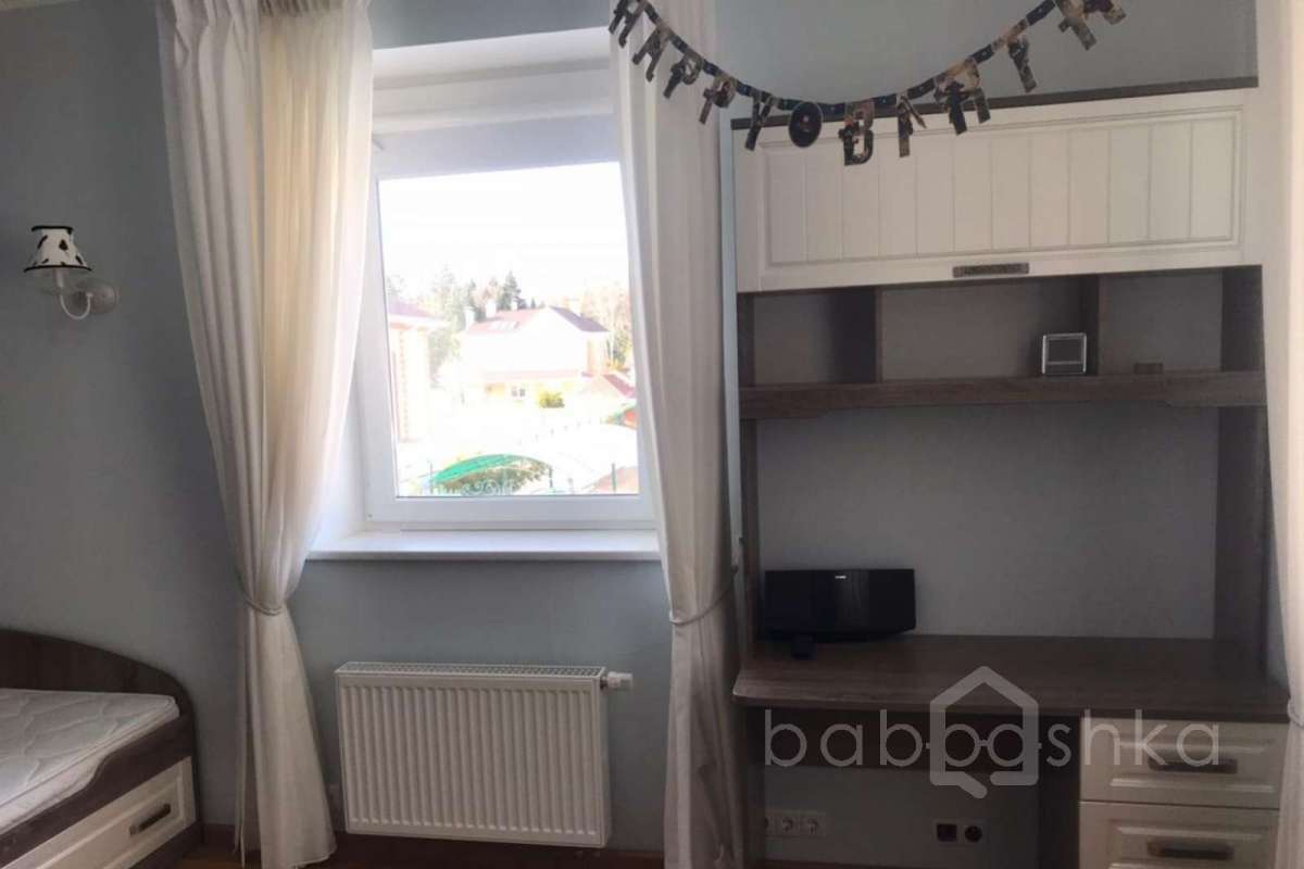 631E638E-EDD5-40D8-9815-73DC2307165D. дома 