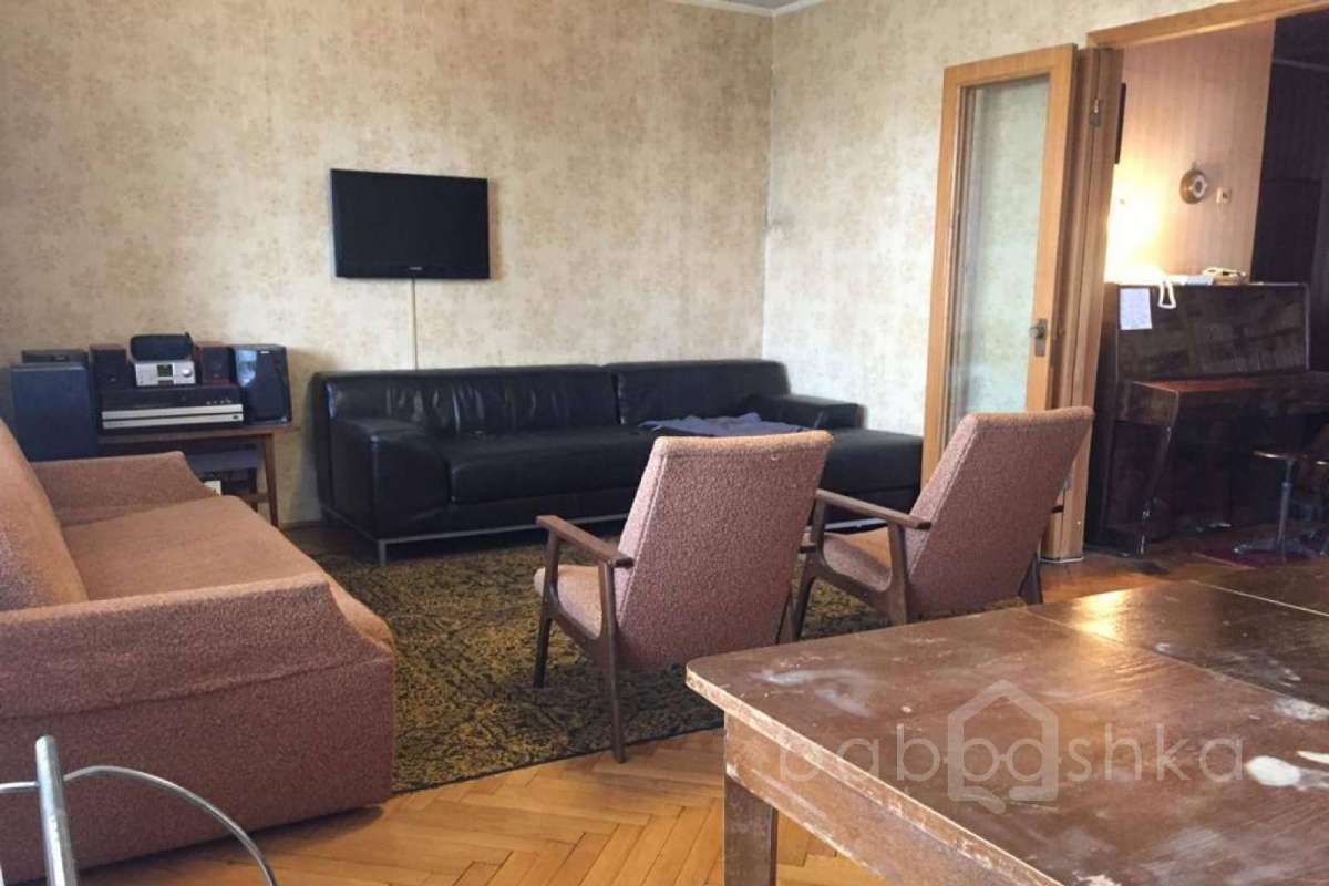 DCA937A5-BC3D-4B7C-A1CF-167C2D44FE23. квартиры 