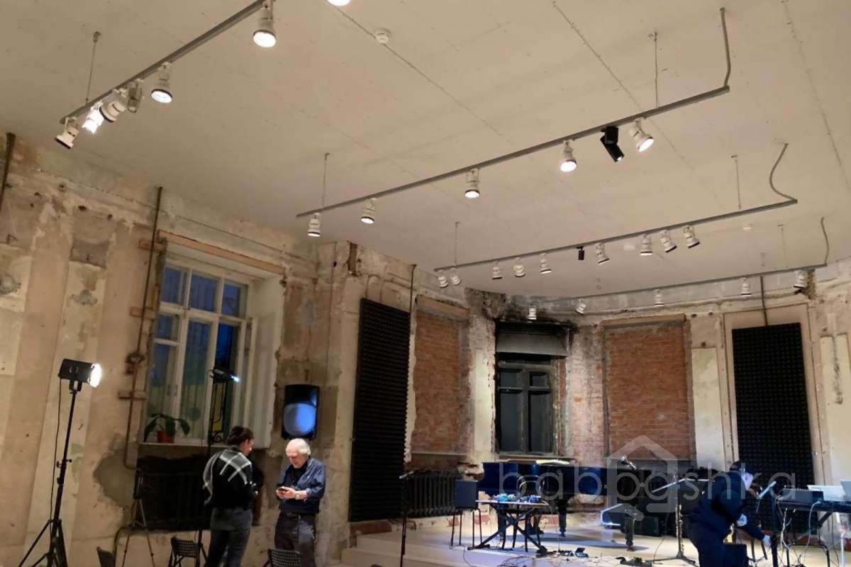 B7C3345F-FFCC-4FEA-A016-6922305590ED. галереи 