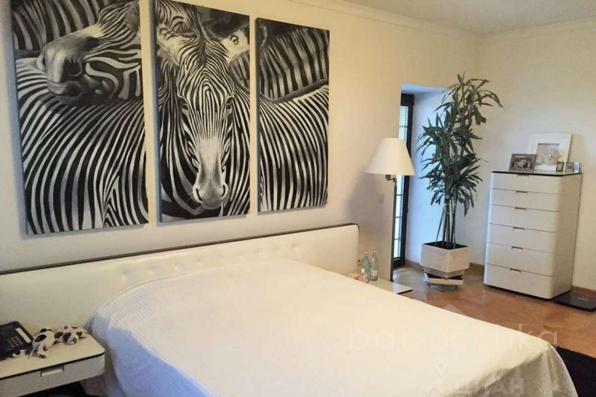 3D984492-9474-49A0-B5A3-25A7B3827D9E. дома 