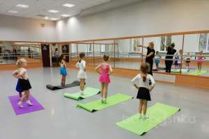 %D0%A2%D1%80%D0%B5%D1%82%D0%B8%D0%B9%20%D1%8D%D1%82%D0%B0%D0%B6%20(2) актовые залы Съёмки Москва