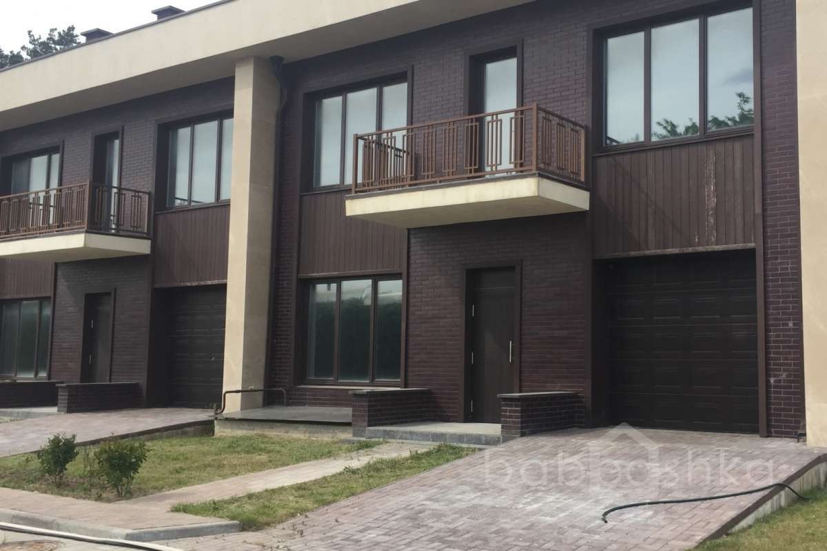 00E58DD9-DE57-43FE-93F1-DEE0CBB39C68 дома 