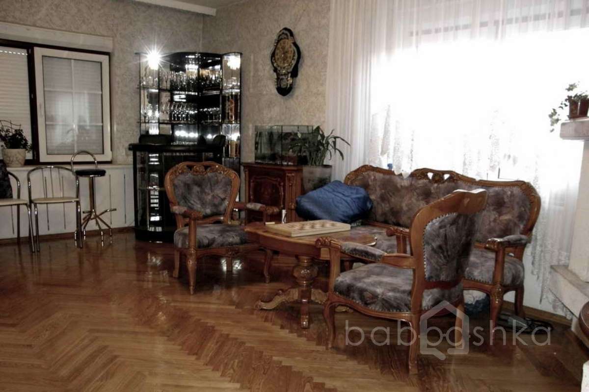 %D0%92%D0%B8%D0%B4%D0%BD%D0%BE%D0%B5%20(%D0%90%D0%BD%D0%B4%D1%80%D0%B5%D0%B9)_13 дома 