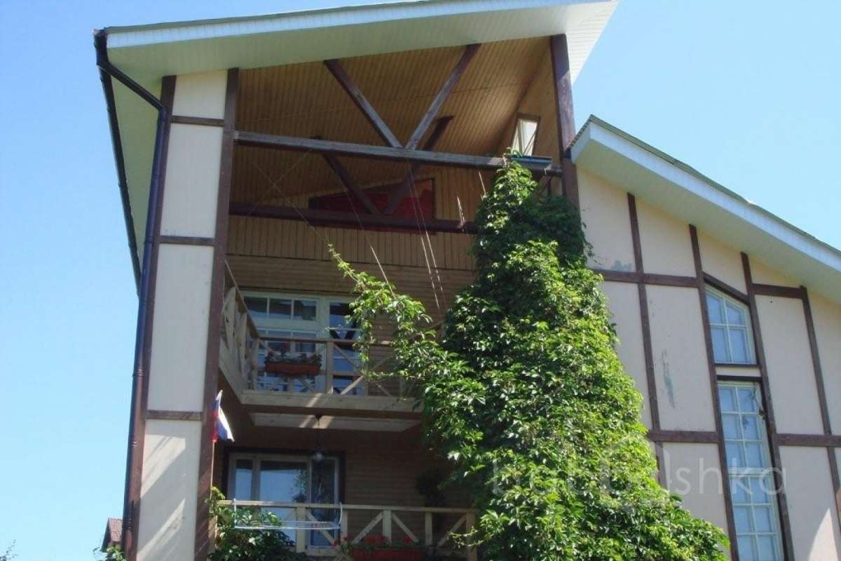 %D0%9A%D0%BE%D0%BD%D1%8E%D1%88%D0%BA%D0%BE%D0%B2%D0%BE%20(%D0%98%D1%80%D0%B8%D0%BD%D0%B0)_10 дома 